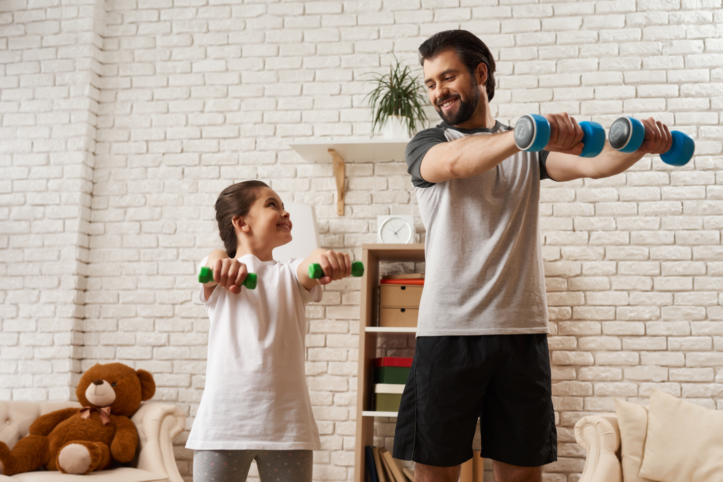 Father’s Day Gift Guide: 10 Fitness Essentials Every Dad Will Love